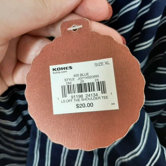 🖤 4/$20 🖤 - Picture 7 of 8